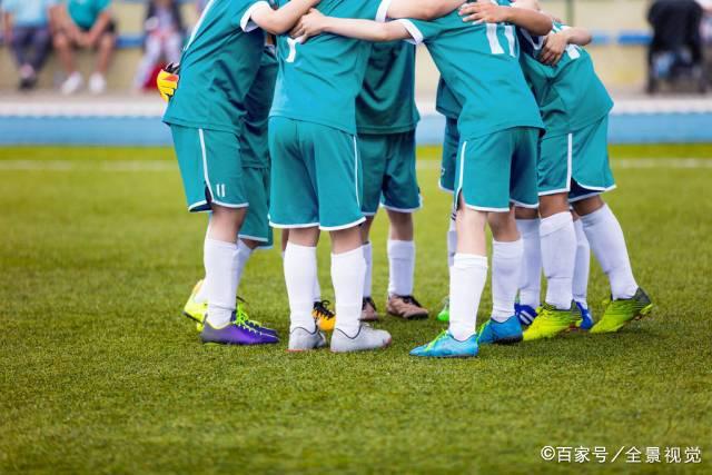 梅西39岁斩获8.2分：任意球世界波让人惊艳
